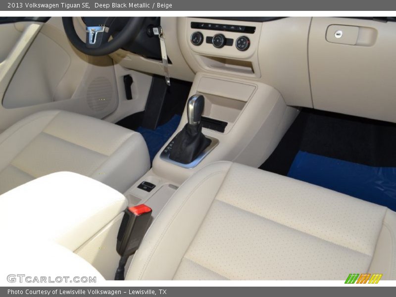 Deep Black Metallic / Beige 2013 Volkswagen Tiguan SE
