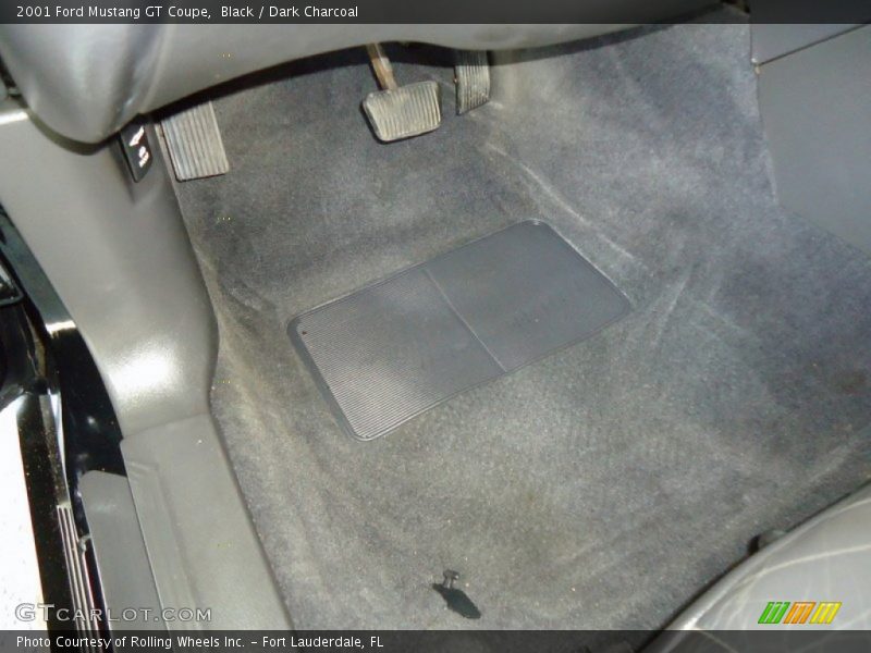 Black / Dark Charcoal 2001 Ford Mustang GT Coupe