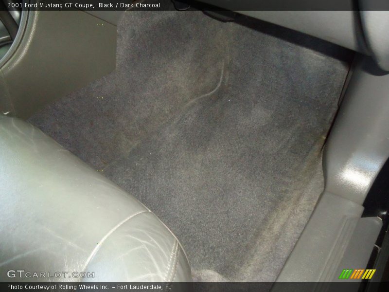 Black / Dark Charcoal 2001 Ford Mustang GT Coupe
