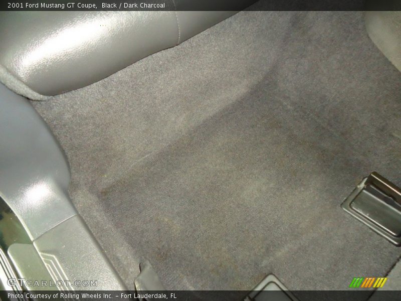 Black / Dark Charcoal 2001 Ford Mustang GT Coupe