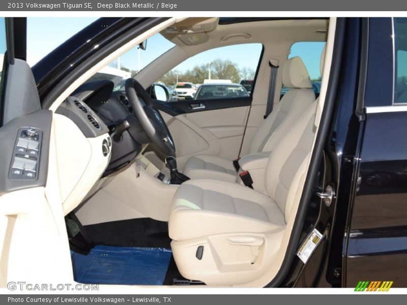 Deep Black Metallic / Beige 2013 Volkswagen Tiguan SE