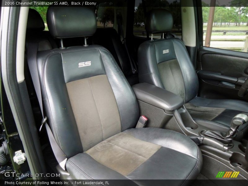 Front Seat of 2006 TrailBlazer SS AWD
