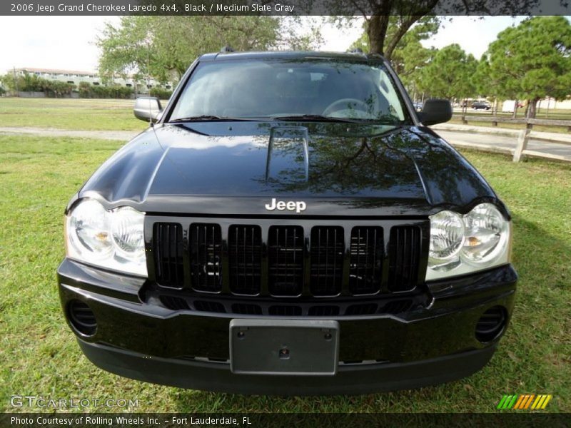 Black / Medium Slate Gray 2006 Jeep Grand Cherokee Laredo 4x4