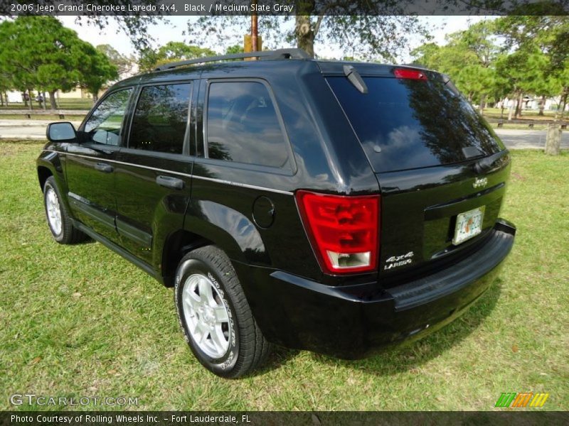 Black / Medium Slate Gray 2006 Jeep Grand Cherokee Laredo 4x4