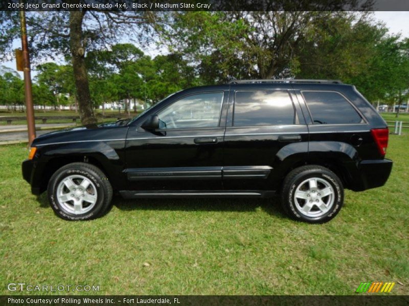 Black / Medium Slate Gray 2006 Jeep Grand Cherokee Laredo 4x4