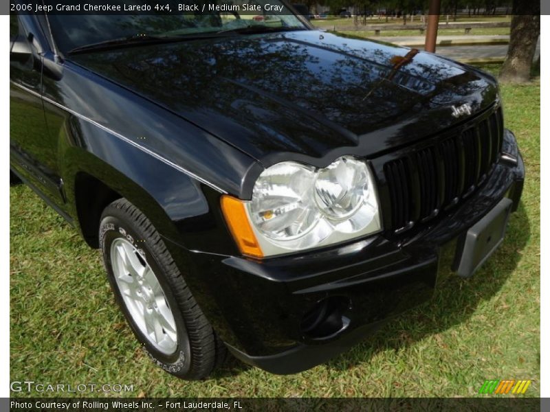 Black / Medium Slate Gray 2006 Jeep Grand Cherokee Laredo 4x4