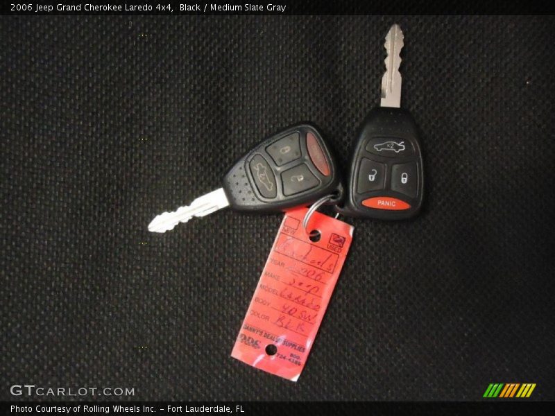 Black / Medium Slate Gray 2006 Jeep Grand Cherokee Laredo 4x4