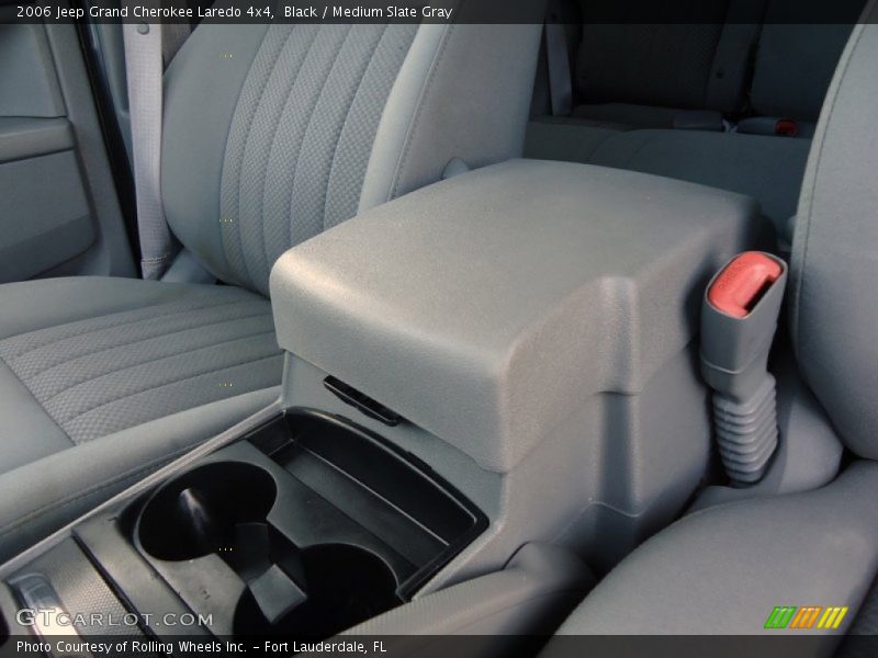 Black / Medium Slate Gray 2006 Jeep Grand Cherokee Laredo 4x4