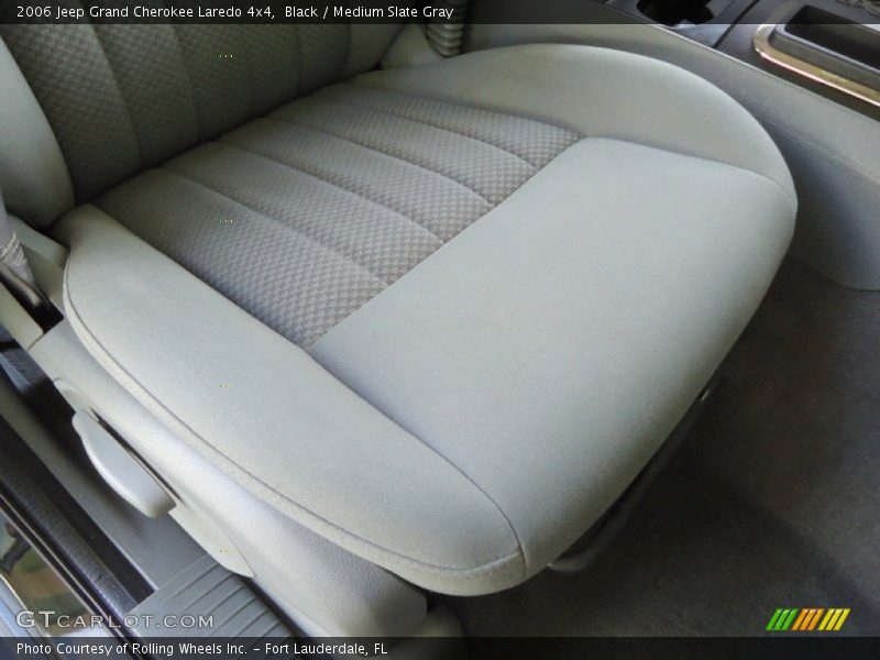 Black / Medium Slate Gray 2006 Jeep Grand Cherokee Laredo 4x4