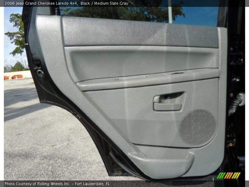 Black / Medium Slate Gray 2006 Jeep Grand Cherokee Laredo 4x4