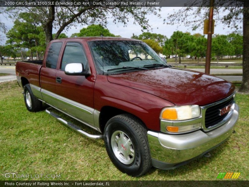 Front 3/4 View of 2000 Sierra 1500 SLE Extended Cab 4x4
