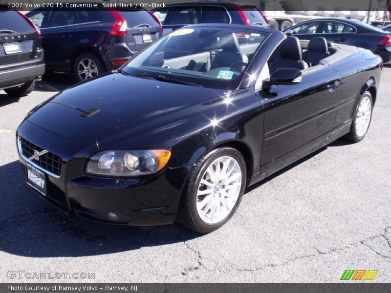 Solid Black / Off-Black 2007 Volvo C70 T5 Convertible