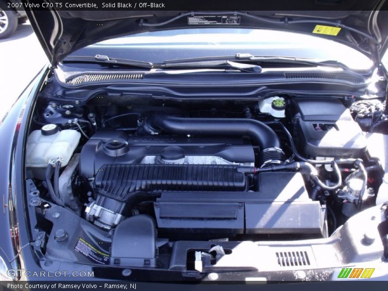 Solid Black / Off-Black 2007 Volvo C70 T5 Convertible
