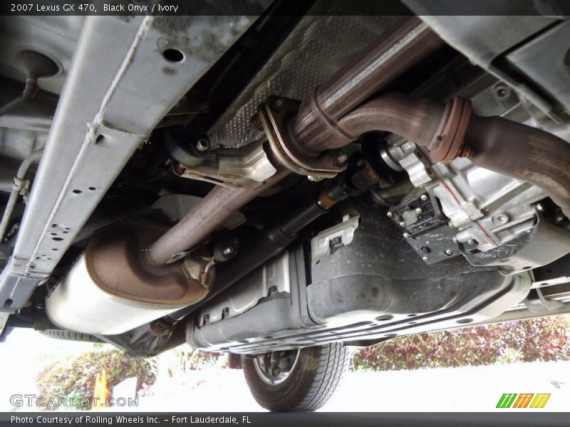 Undercarriage of 2007 GX 470