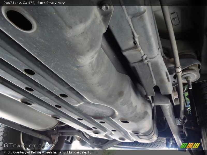 Undercarriage of 2007 GX 470