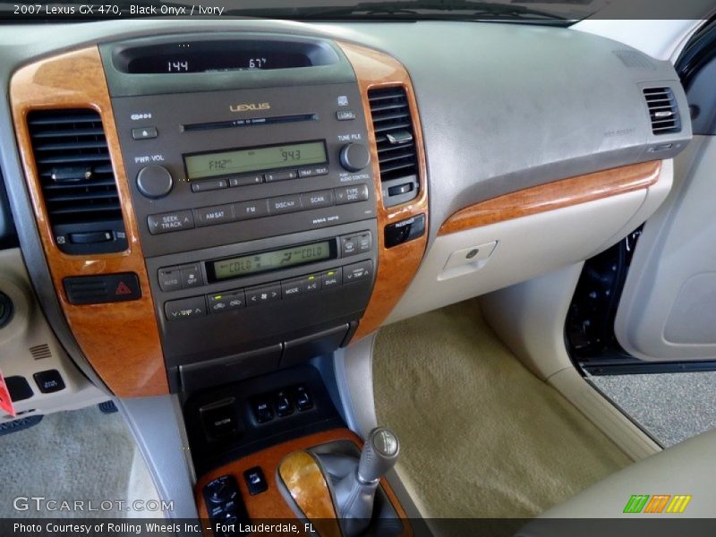 Dashboard of 2007 GX 470