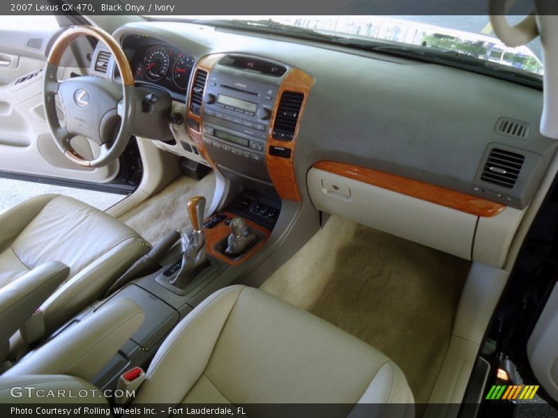 Dashboard of 2007 GX 470