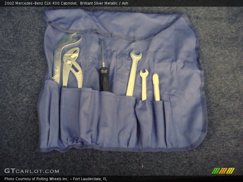 Tool Kit of 2002 CLK 430 Cabriolet