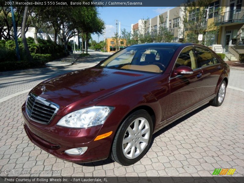 Front 3/4 View of 2007 S 550 Sedan