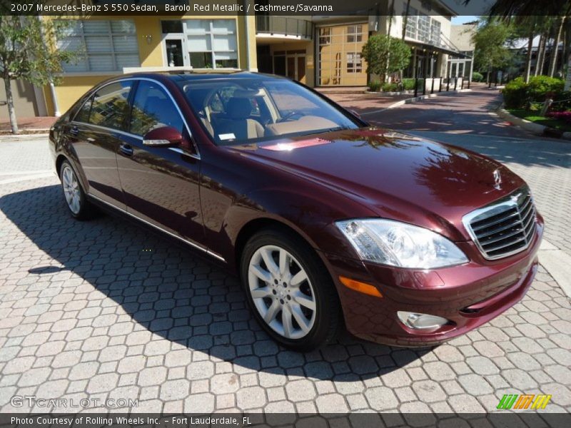 Front 3/4 View of 2007 S 550 Sedan