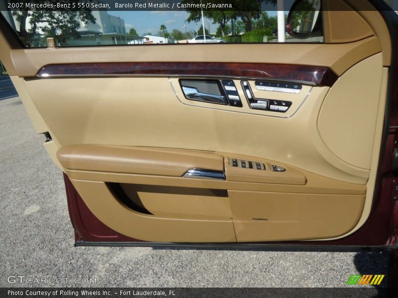 Door Panel of 2007 S 550 Sedan