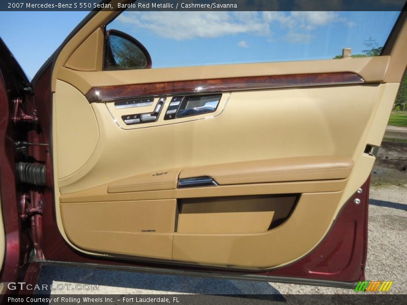 Door Panel of 2007 S 550 Sedan