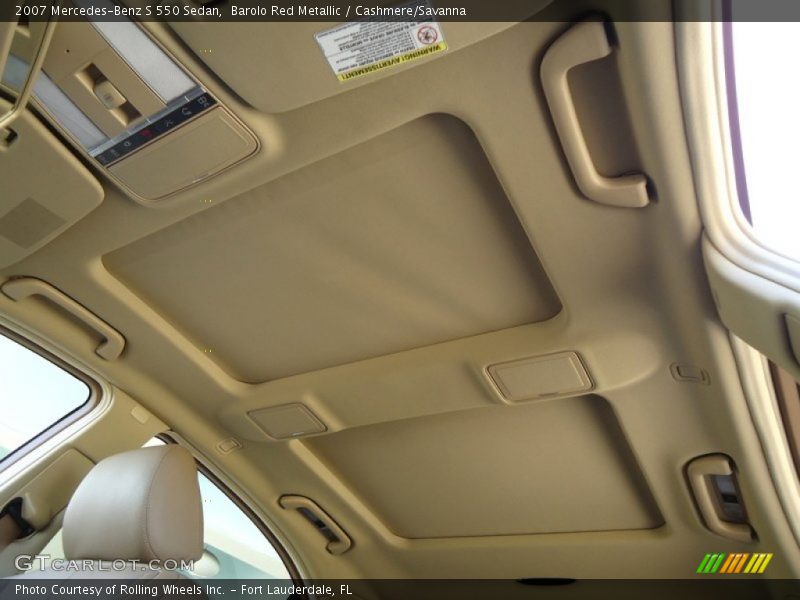 Sunroof of 2007 S 550 Sedan