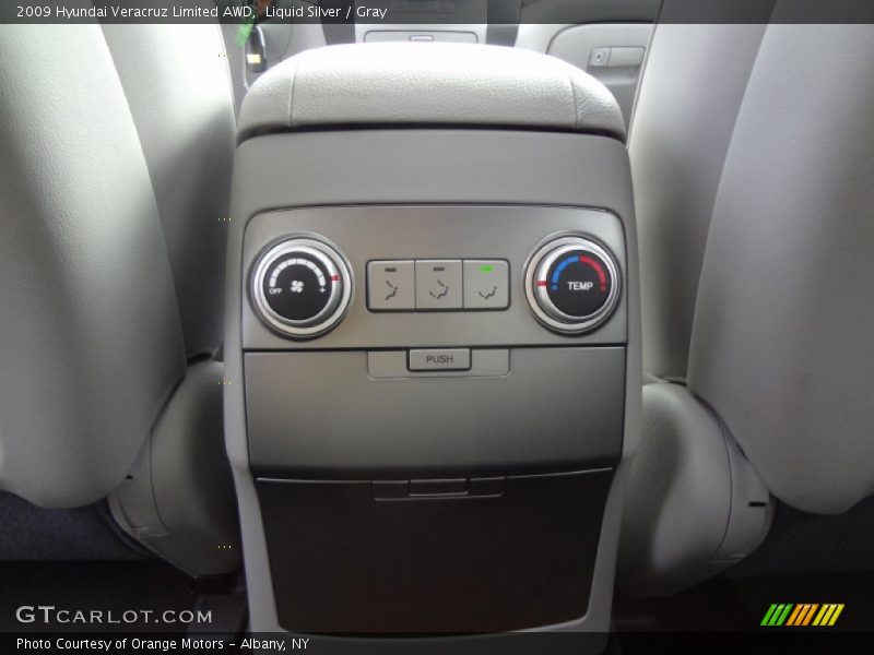 Liquid Silver / Gray 2009 Hyundai Veracruz Limited AWD
