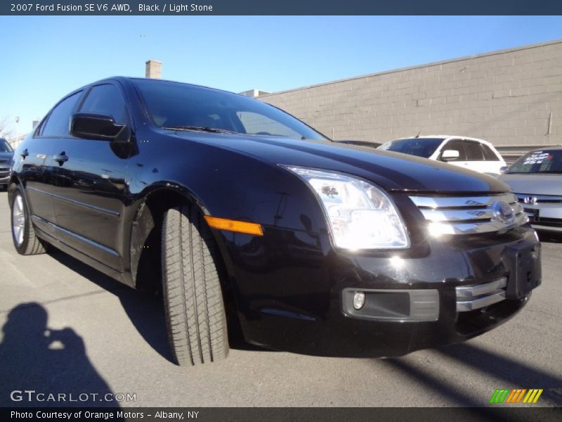 Black / Light Stone 2007 Ford Fusion SE V6 AWD