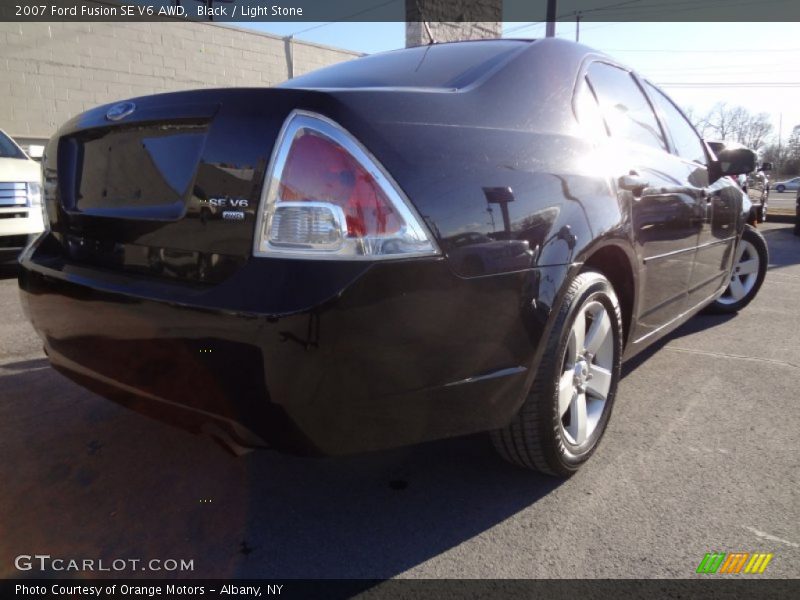 Black / Light Stone 2007 Ford Fusion SE V6 AWD