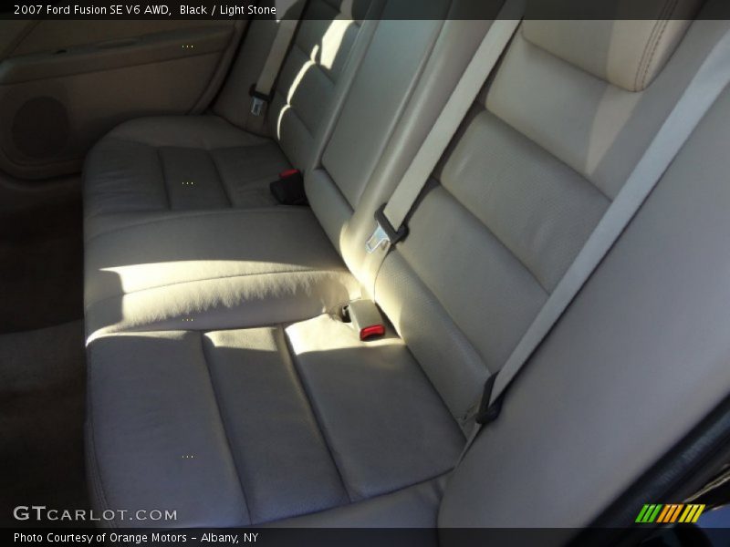 Black / Light Stone 2007 Ford Fusion SE V6 AWD