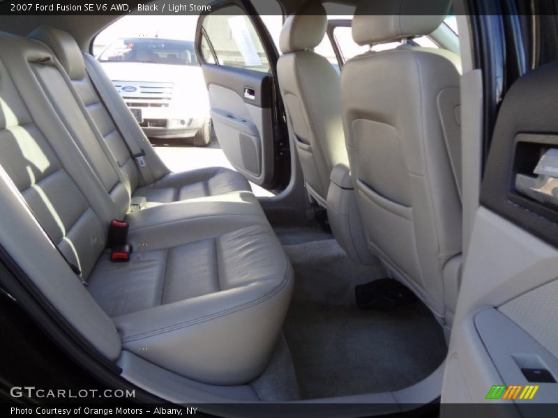 Black / Light Stone 2007 Ford Fusion SE V6 AWD