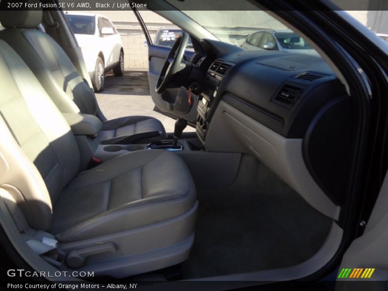 Black / Light Stone 2007 Ford Fusion SE V6 AWD