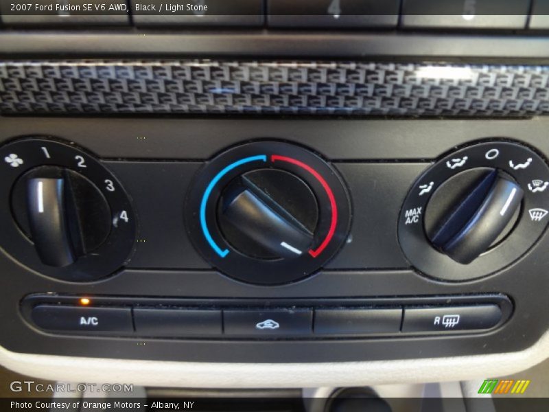 Black / Light Stone 2007 Ford Fusion SE V6 AWD
