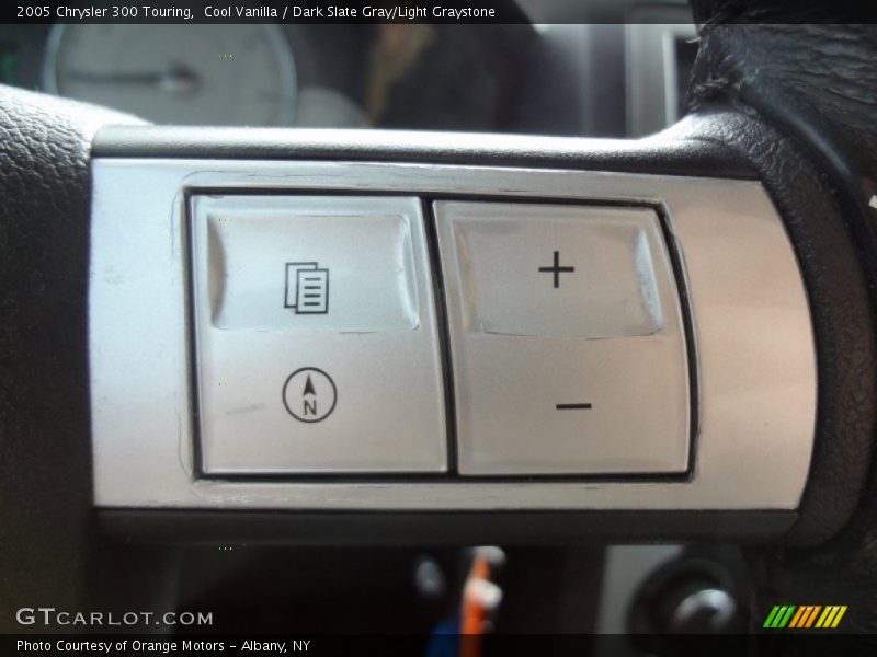 Cool Vanilla / Dark Slate Gray/Light Graystone 2005 Chrysler 300 Touring
