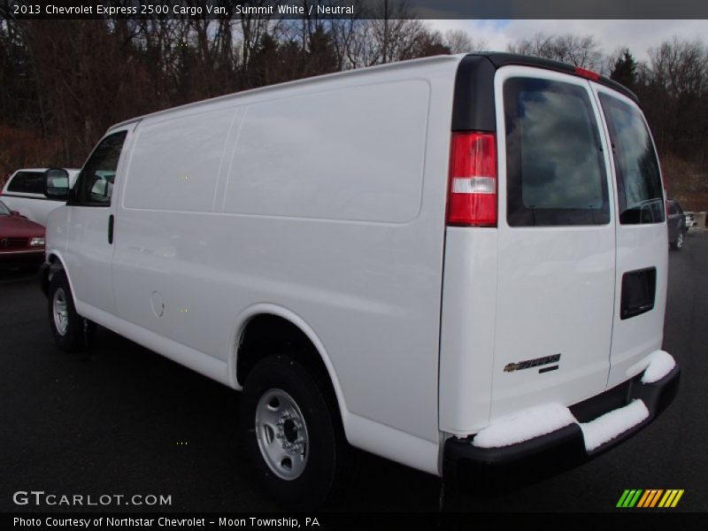 Summit White / Neutral 2013 Chevrolet Express 2500 Cargo Van