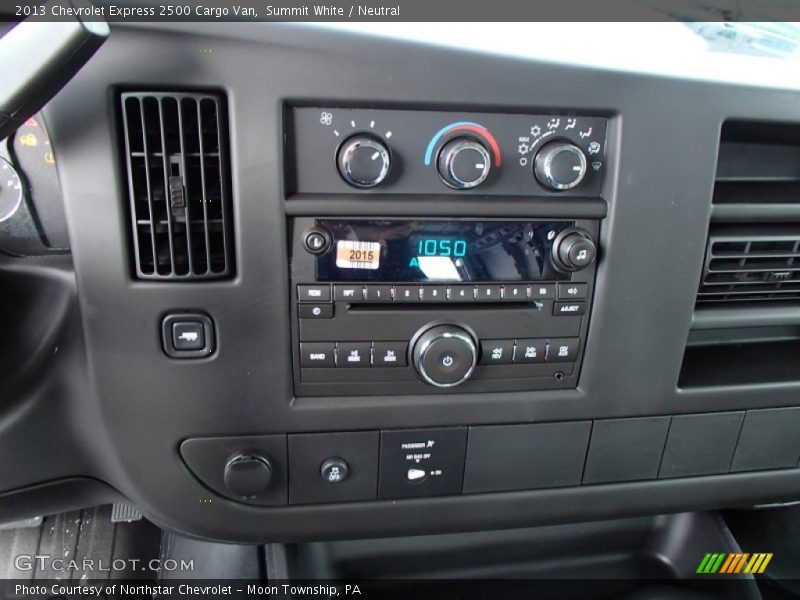 Summit White / Neutral 2013 Chevrolet Express 2500 Cargo Van