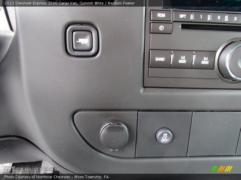 Summit White / Medium Pewter 2013 Chevrolet Express 1500 Cargo Van