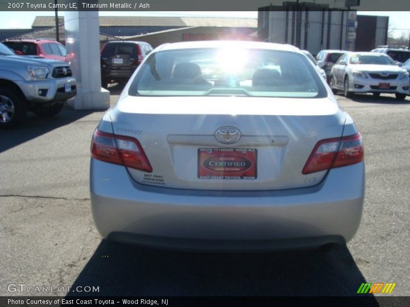 Titanium Metallic / Ash 2007 Toyota Camry LE