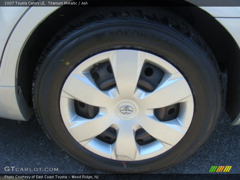 Titanium Metallic / Ash 2007 Toyota Camry LE