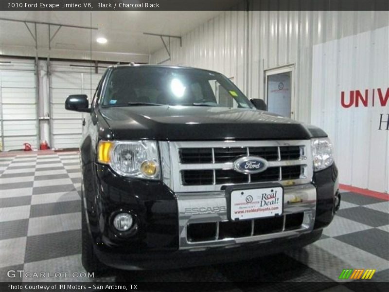 Black / Charcoal Black 2010 Ford Escape Limited V6