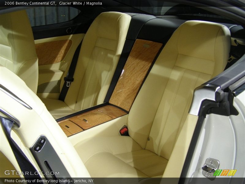 Glacier White / Magnolia 2006 Bentley Continental GT