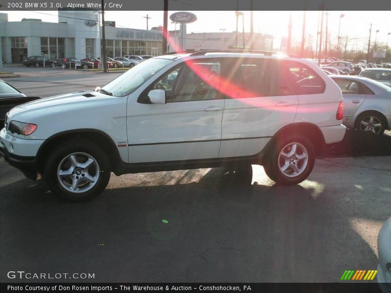 Alpine White / Grey 2002 BMW X5 3.0i
