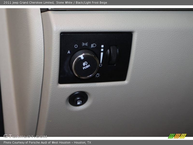 Controls of 2011 Grand Cherokee Limited