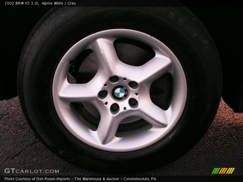 Alpine White / Grey 2002 BMW X5 3.0i