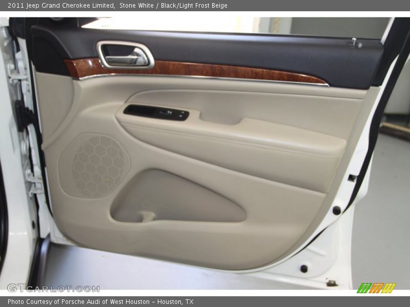 Door Panel of 2011 Grand Cherokee Limited