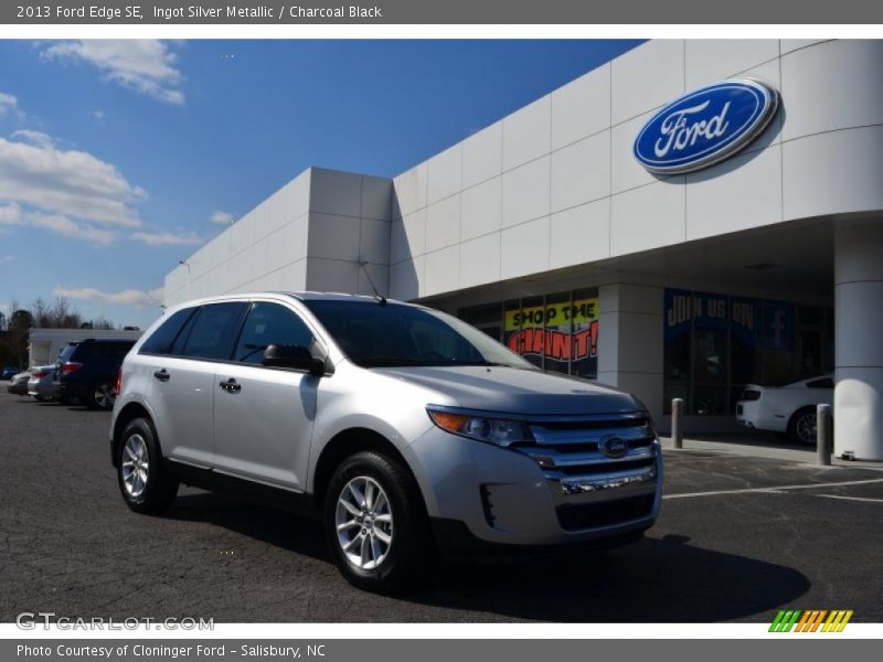 Ingot Silver Metallic / Charcoal Black 2013 Ford Edge SE