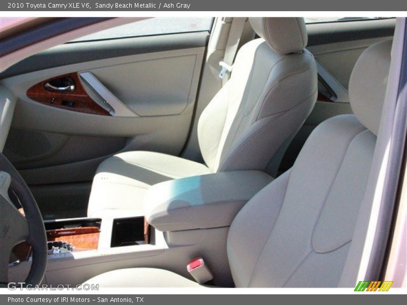 Sandy Beach Metallic / Ash Gray 2010 Toyota Camry XLE V6