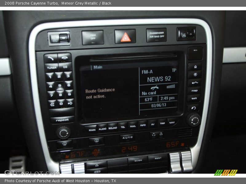 Controls of 2008 Cayenne Turbo