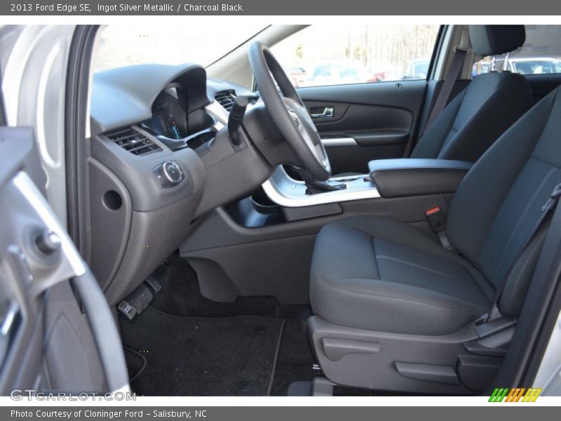Ingot Silver Metallic / Charcoal Black 2013 Ford Edge SE